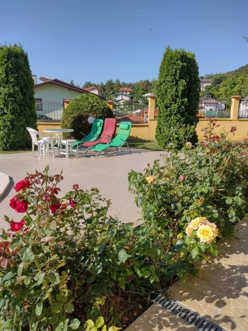 Luxury Seaview 2-Bedroom Apartments Blue Elephant Balchik Exterior photo