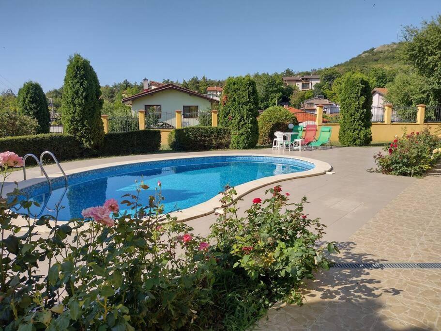 Luxury Seaview 2-Bedroom Apartments Blue Elephant Balchik Exterior photo